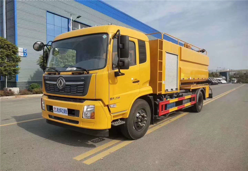 東風天錦聯(lián)合疏通車