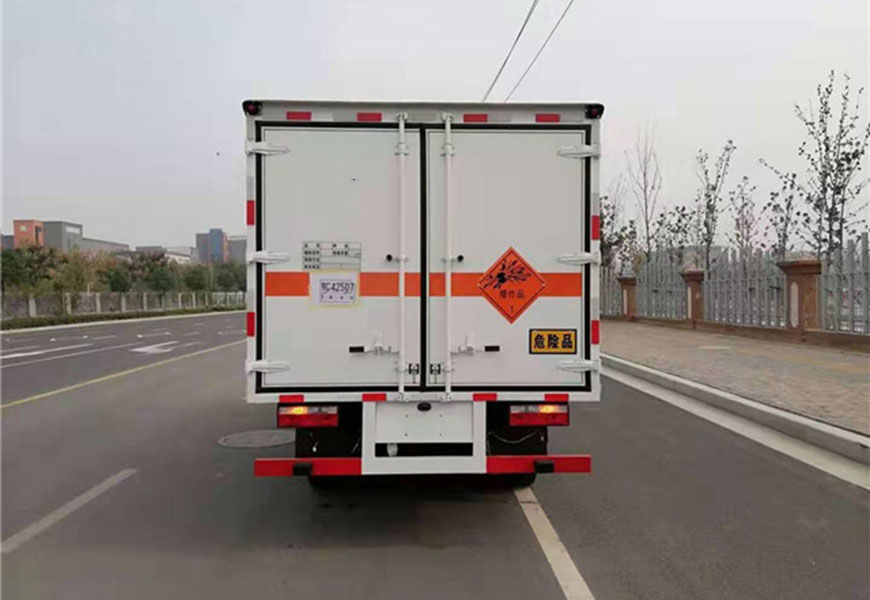 解放藍(lán)牌氣體廂式運(yùn)輸車(chē)