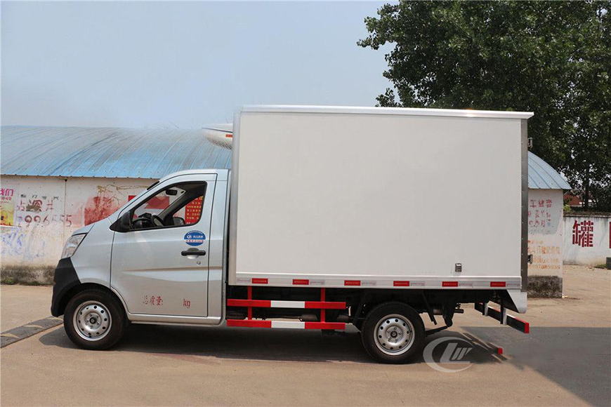 程力威CLW5020XLC5冷藏車(chē)